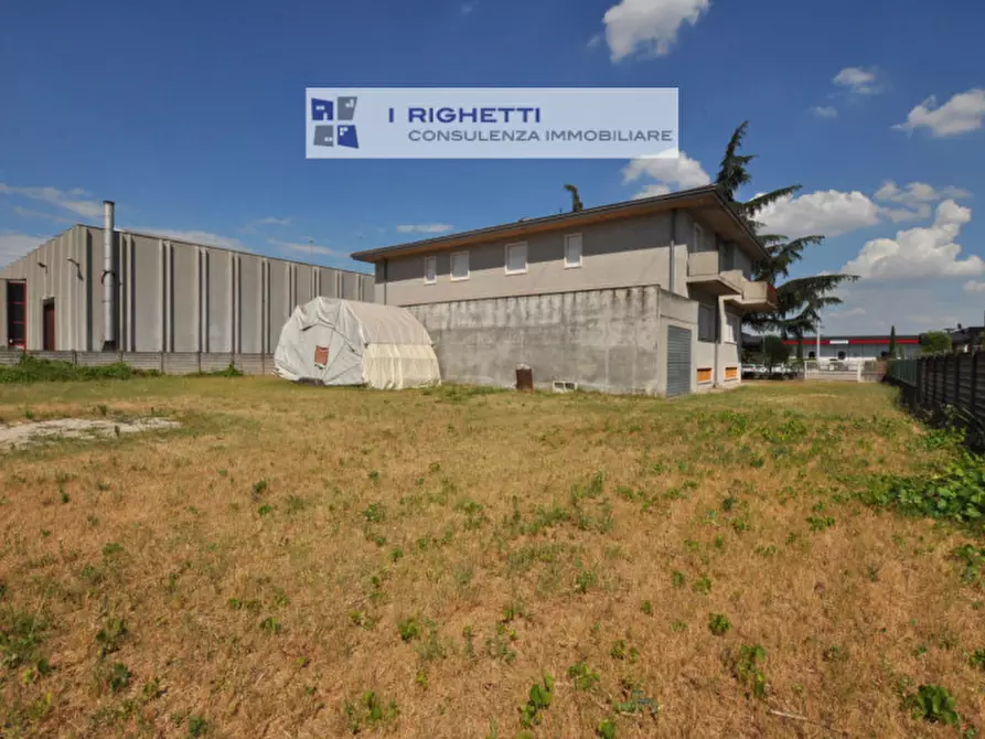 Immagine 23 di Laboratorio in vendita  in Via Dell'Artigianato a Bussolengo