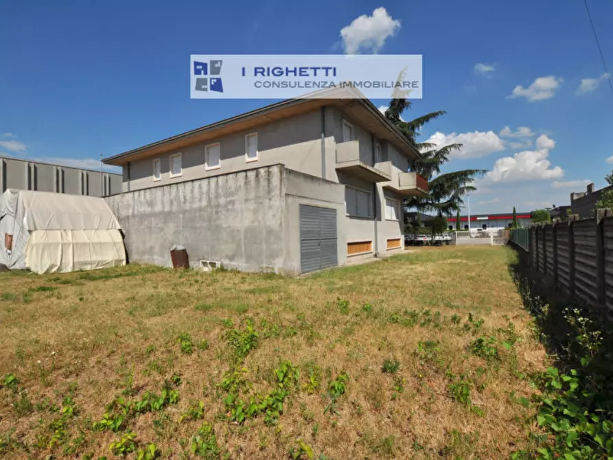 Immagine 24 di Laboratorio in vendita  in Via Dell'Artigianato a Bussolengo