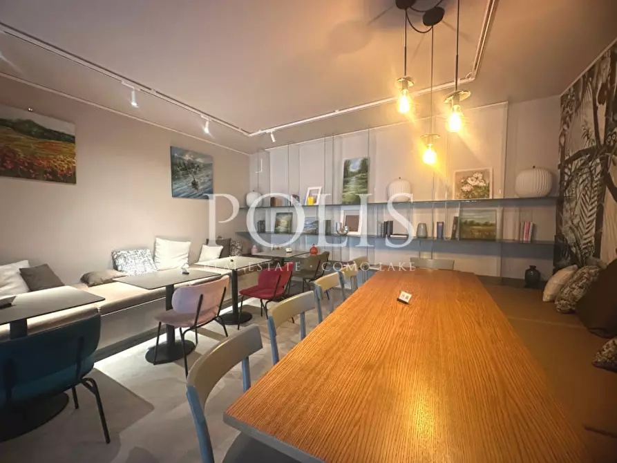 Immagine 1 di Attività commerciale in vendita  in Via Diaz a Appiano Gentile