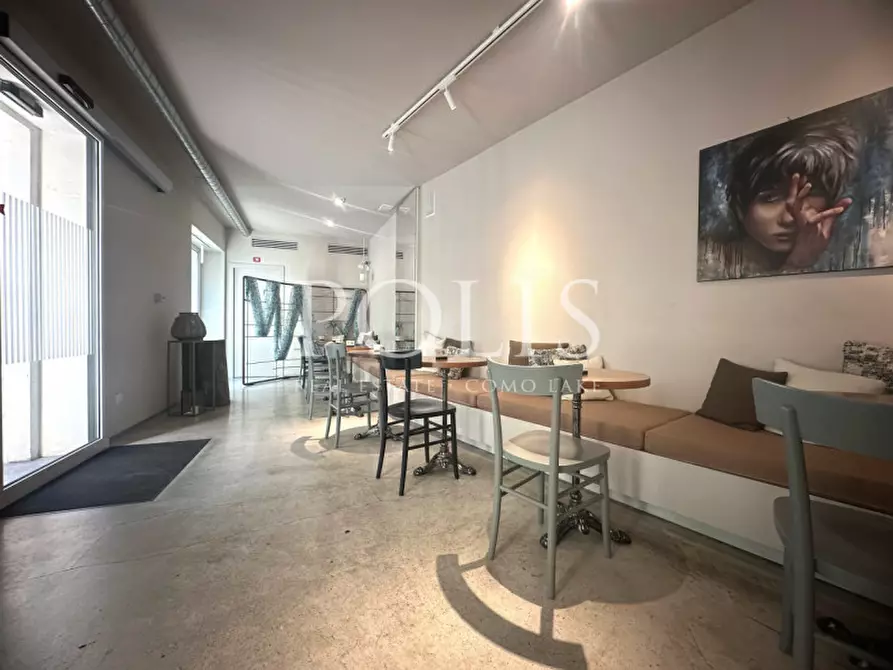 Immagine 14 di Attività commerciale in vendita  in Via Diaz a Appiano Gentile