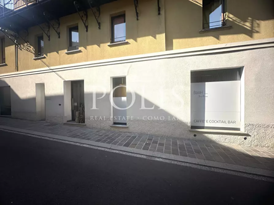 Immagine 18 di Attività commerciale in vendita  in Via Diaz a Appiano Gentile