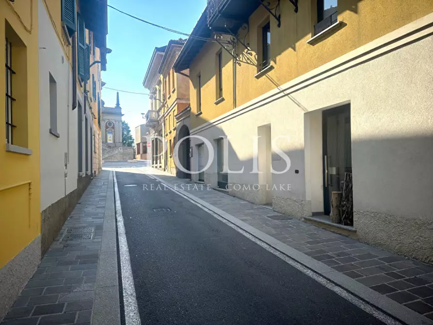 Immagine 19 di Attività commerciale in vendita  in Via Diaz a Appiano Gentile