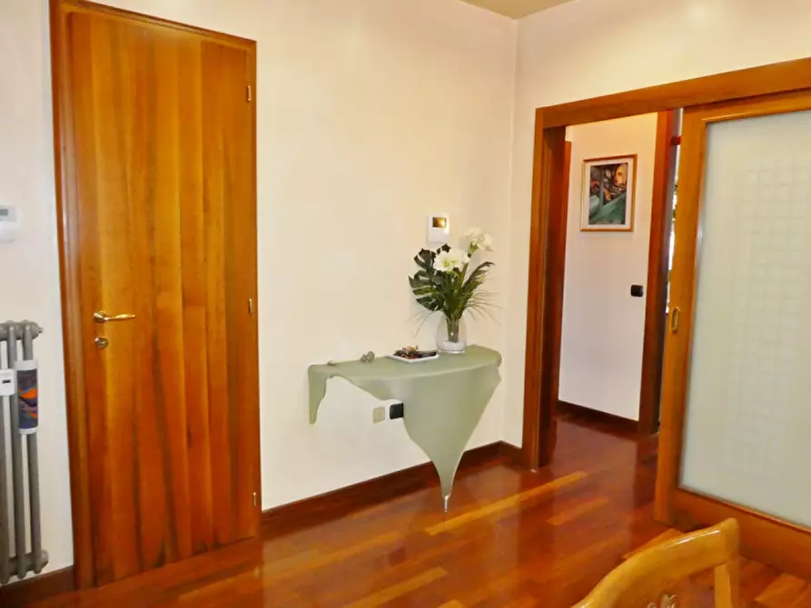 Immagine 7 di Appartamento in vendita  in Viale Divisione Julia a Vicenza