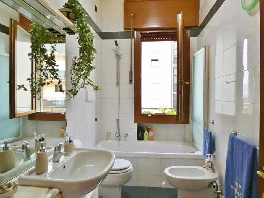 Immagine 17 di Appartamento in vendita  in Viale Divisione Julia a Vicenza