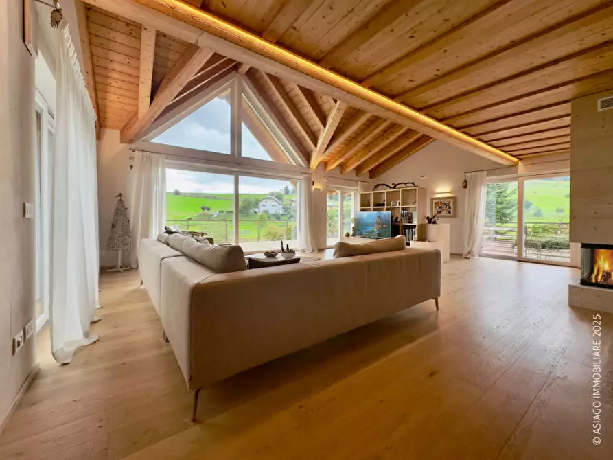 Immagine 14 di Villa in vendita  in Via Berga a Asiago