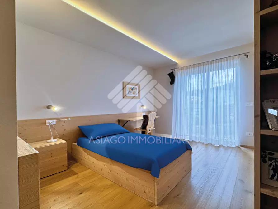 Immagine 38 di Villa in vendita  in Via Berga a Asiago
