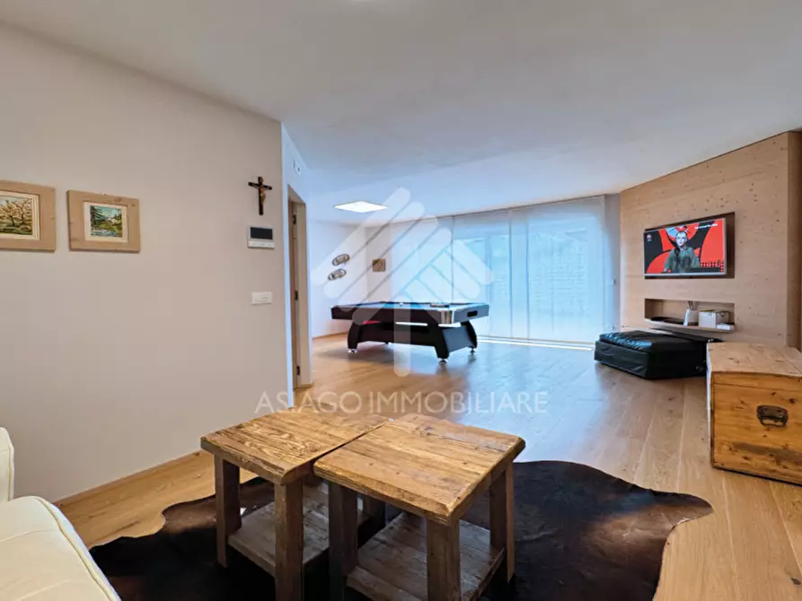 Immagine 50 di Villa in vendita  in Via Berga a Asiago