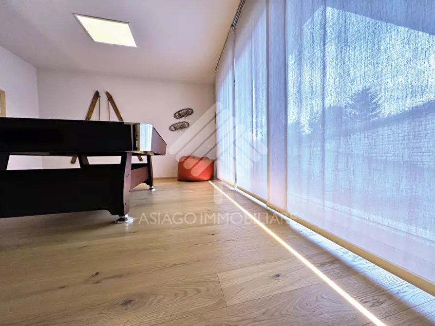 Immagine 51 di Villa in vendita  in Via Berga a Asiago