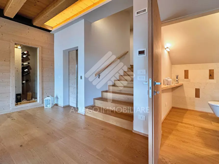 Immagine 59 di Villa in vendita  in Via Berga a Asiago