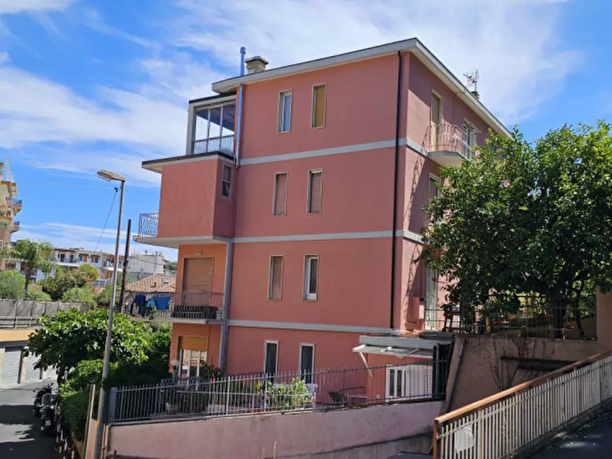 Immagine 3 di Appartamento in vendita  in VIA PRIVATA FLESIA 33 a San Remo