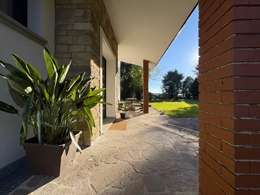 Immagine 4 di Casa indipendente in vendita  in Via Manzano 201 a Udine