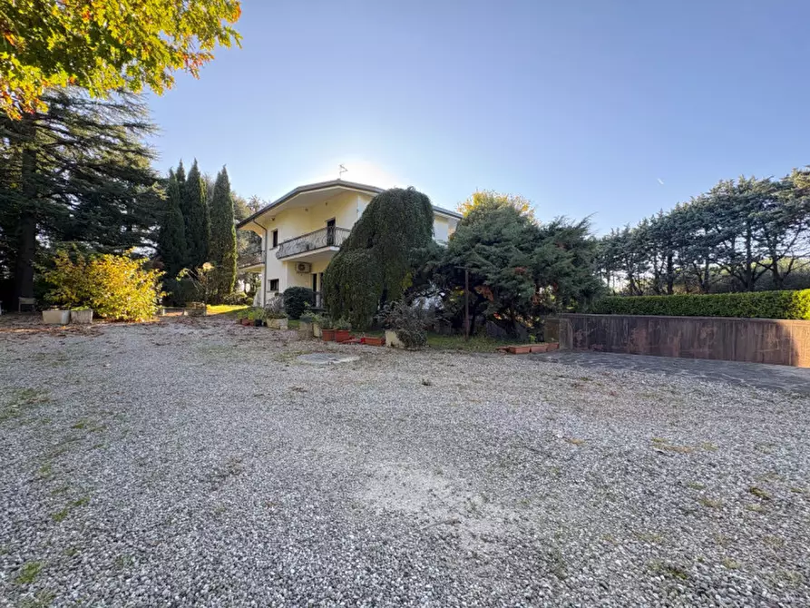 Immagine 27 di Casa indipendente in vendita  in Via Manzano 201 a Udine