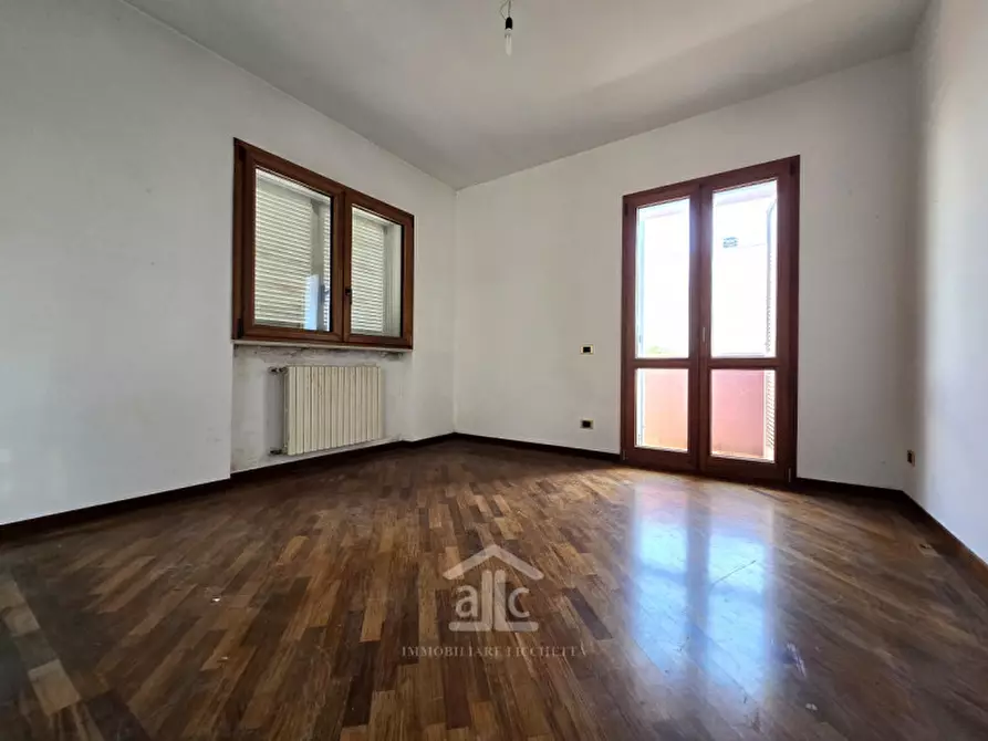 Immagine 3 di Villa in vendita  in Via Carlo Poerio 10 a Cavallino