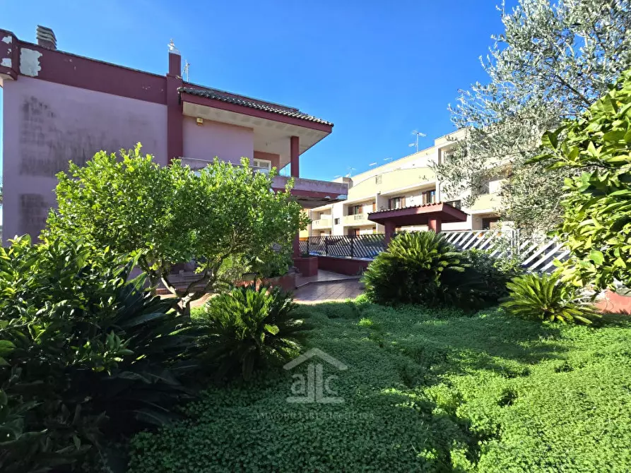 Immagine 11 di Villa in vendita  in Via Carlo Poerio 10 a Cavallino