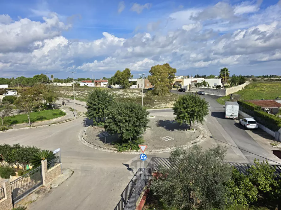 Immagine 18 di Villa in vendita  in Via Carlo Poerio 10 a Cavallino