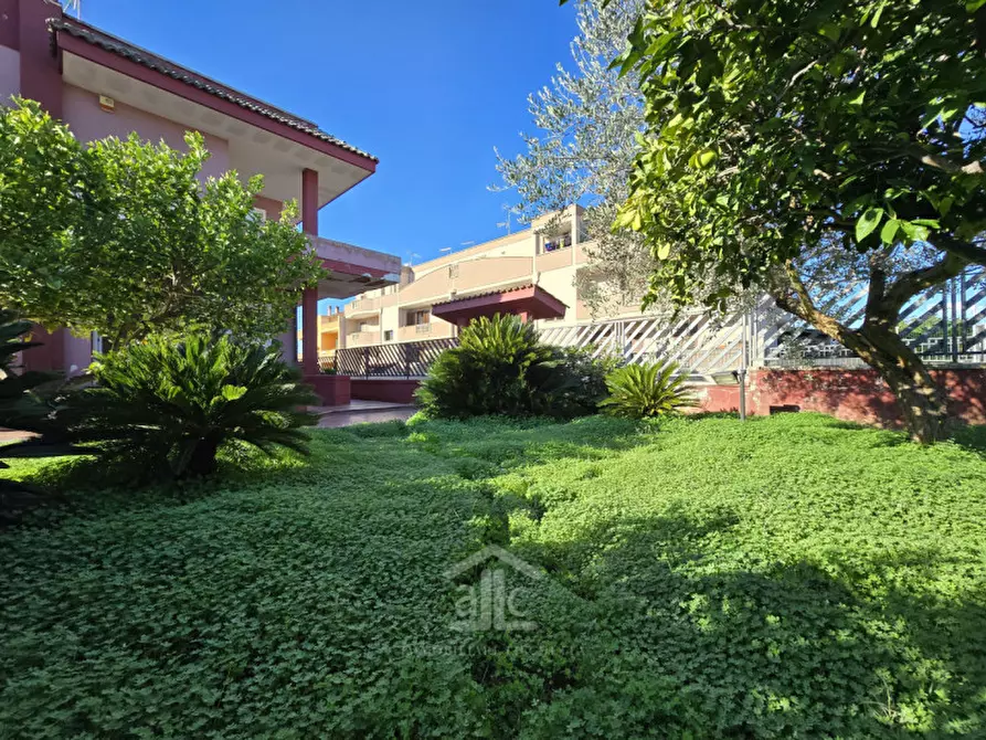 Immagine 19 di Villa in vendita  in Via Carlo Poerio 10 a Cavallino