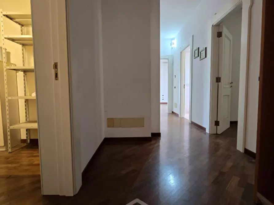 Immagine 21 di Villa in vendita  in Via Carlo Poerio 10 a Cavallino