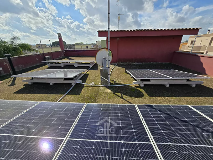 Immagine 22 di Villa in vendita  in Via Carlo Poerio 10 a Cavallino