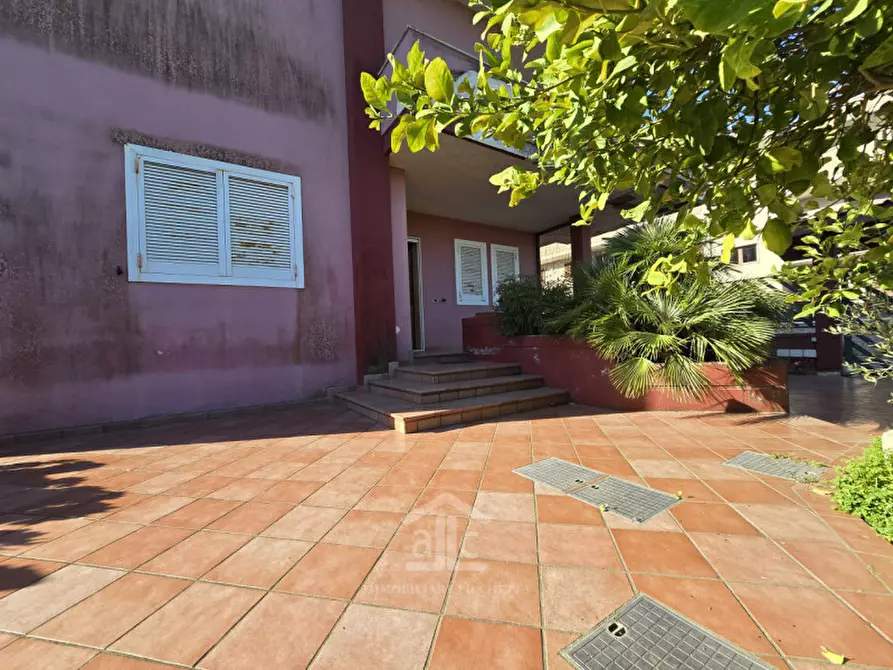 Immagine 23 di Villa in vendita  in Via Carlo Poerio 10 a Cavallino