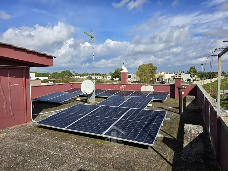 Immagine 27 di Villa in vendita  in Via Carlo Poerio 10 a Cavallino