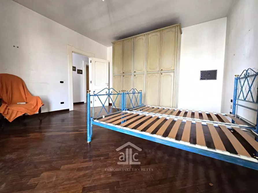 Immagine 42 di Villa in vendita  in Via Carlo Poerio 10 a Cavallino