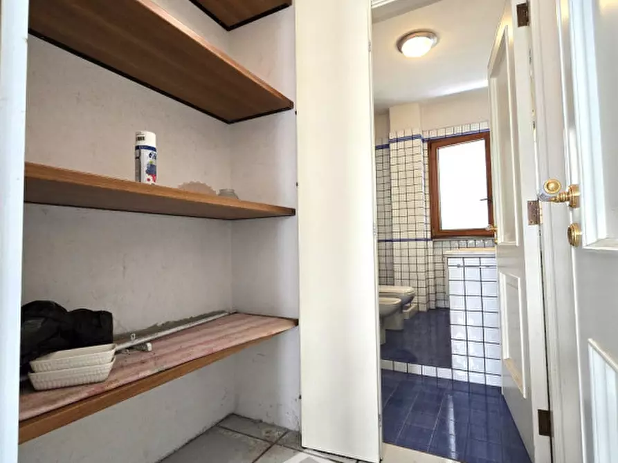 Immagine 56 di Villa in vendita  in Via Carlo Poerio 10 a Cavallino