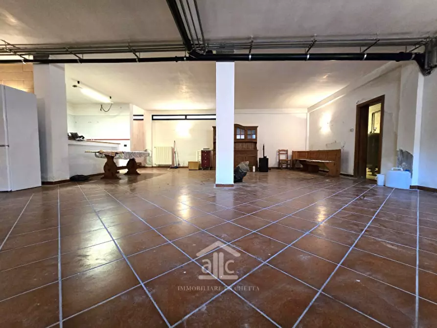 Immagine 63 di Villa in vendita  in Via Carlo Poerio 10 a Cavallino