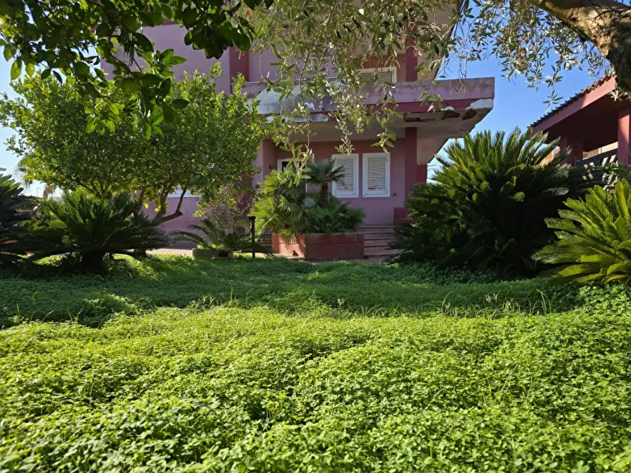 Immagine 82 di Villa in vendita  in Via Carlo Poerio 10 a Cavallino