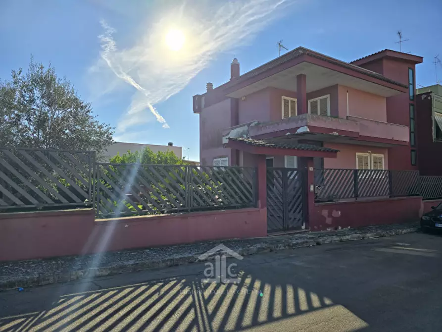 Immagine 85 di Villa in vendita  in Via Carlo Poerio 10 a Cavallino