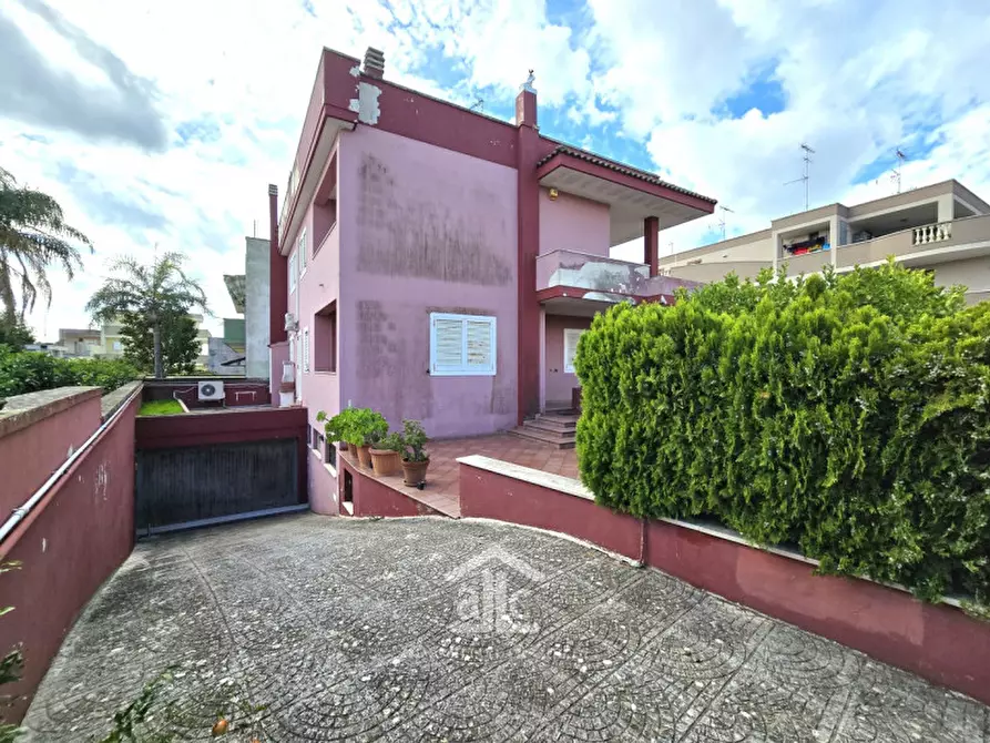 Immagine 93 di Villa in vendita  in Via Carlo Poerio 10 a Cavallino