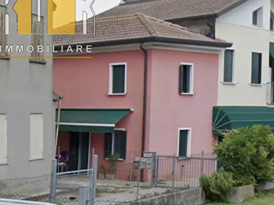 Immagine 7 di Villetta a schiera in vendita  in Via Corso del Popolo a Trebaseleghe