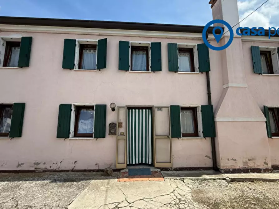 Immagine 1 di Casa indipendente in vendita  in Vicolo Canton 33 a San Martino Di Venezze