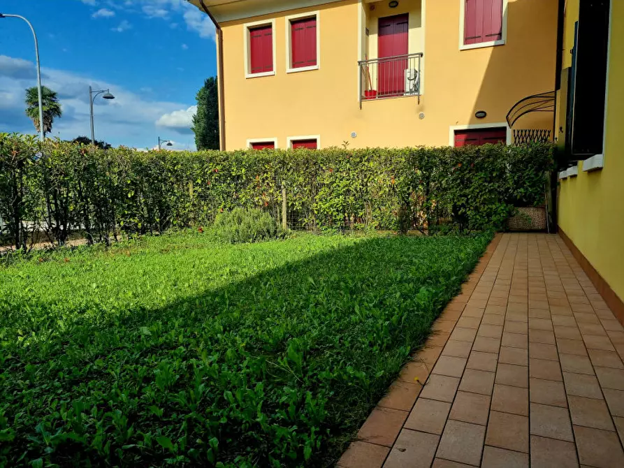 Immagine 1 di Appartamento in vendita  a San Zenone Degli Ezzelini