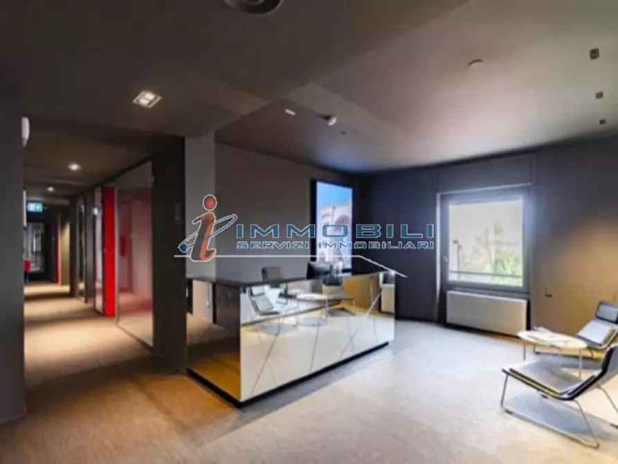 Immagine 1 di Palazzo in affitto  in PIAZZA QUATTRO NOVEMBRE a Milano