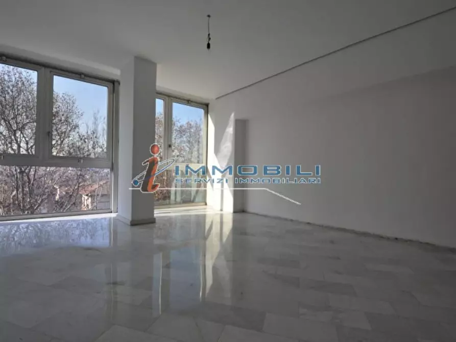 Immagine 4 di Ufficio in affitto  in PIAZZA CARBONARI a Milano