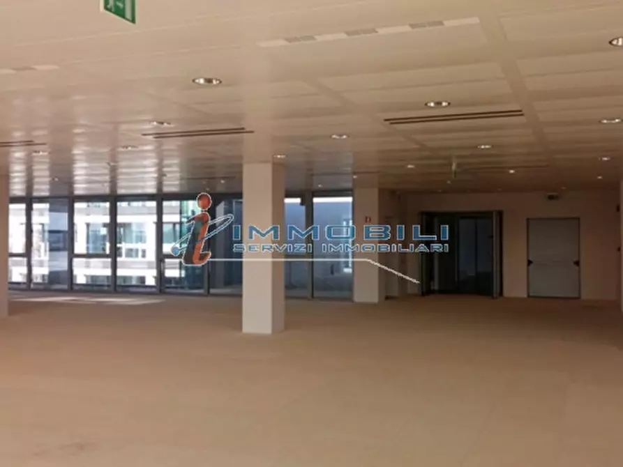 Immagine 5 di Ufficio in affitto  in VIA MONDADORI a Segrate