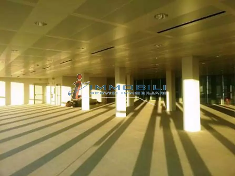 Immagine 18 di Ufficio in affitto  in VIA MONDADORI a Segrate