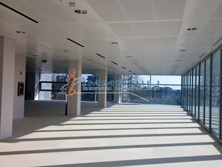 Immagine 6 di Ufficio in affitto  in VIA MONDADORI a Segrate