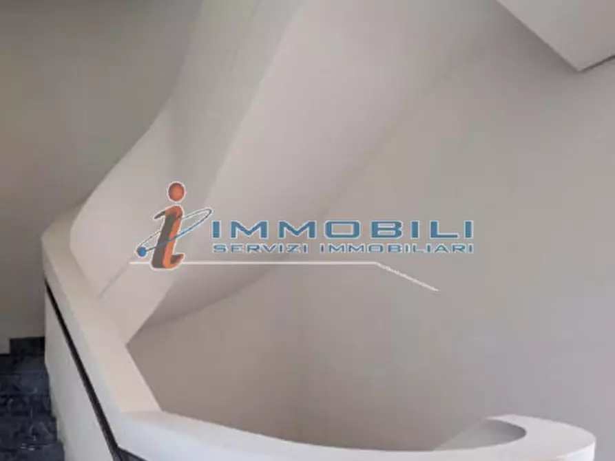 Immagine 7 di Ufficio in affitto  in VIA GROSIO a Milano