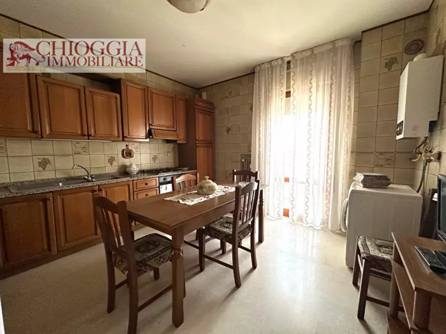 Immagine 11 di Appartamento in vendita  in Viale Amerigo Vespucci a Chioggia