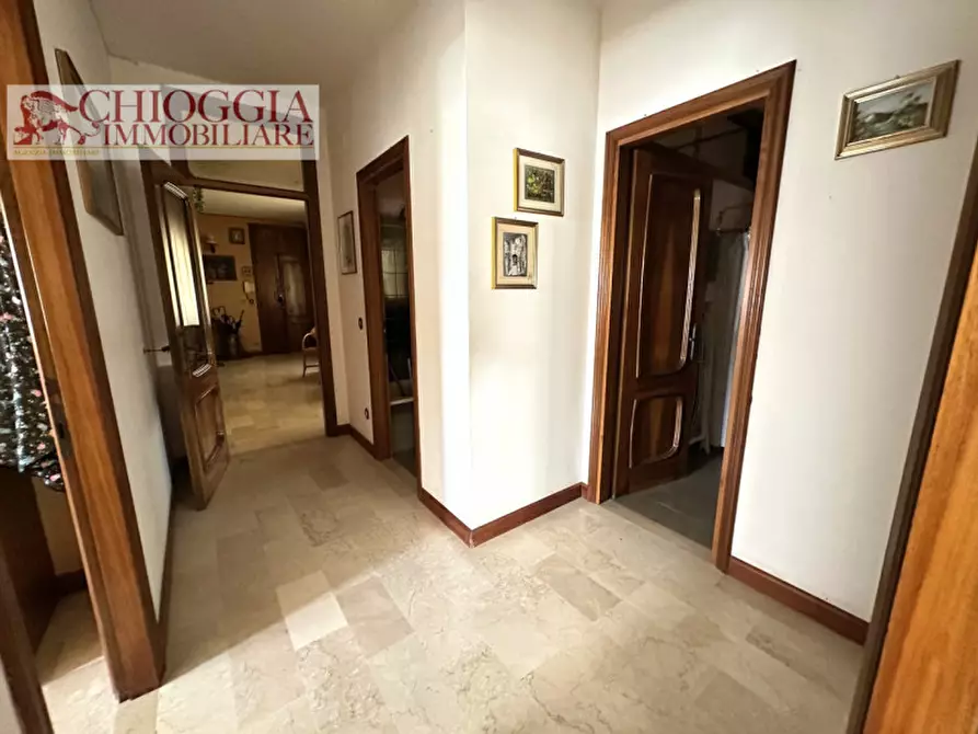 Immagine 12 di Appartamento in vendita  in Viale Amerigo Vespucci a Chioggia