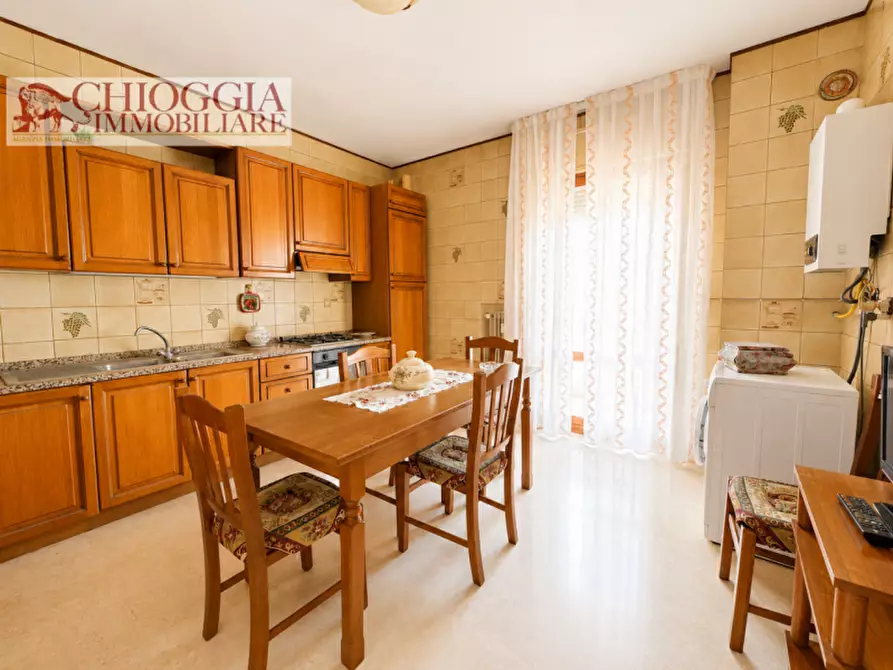 Immagine 13 di Appartamento in vendita  in Viale Amerigo Vespucci a Chioggia