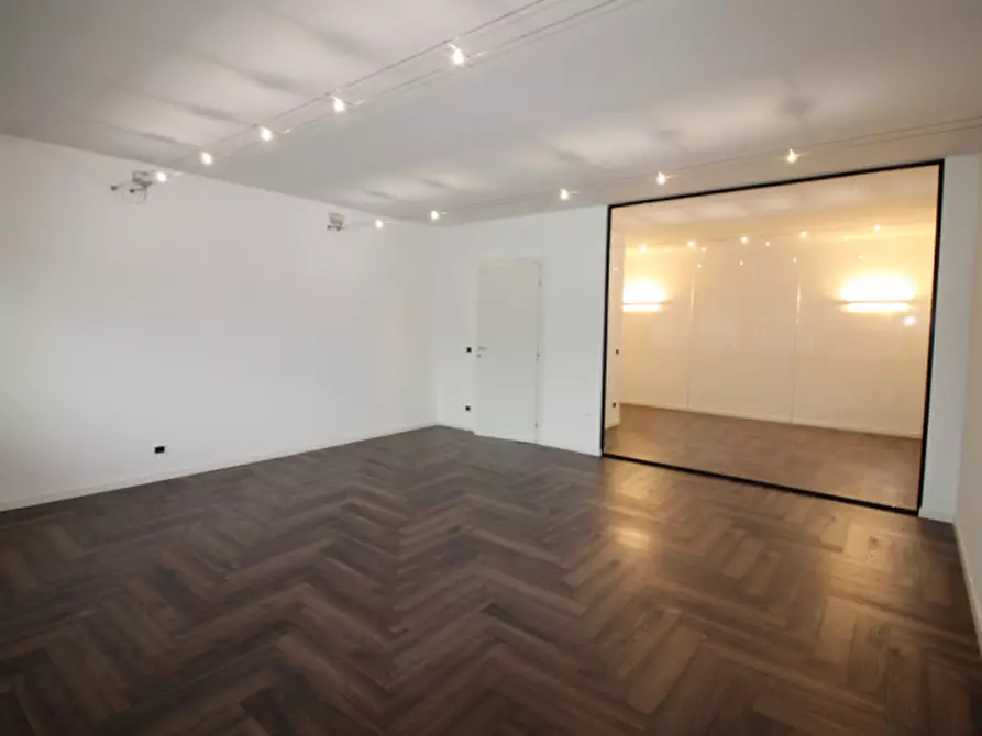 Immagine 4 di Ufficio in affitto  in Viale della Scienza a Vicenza