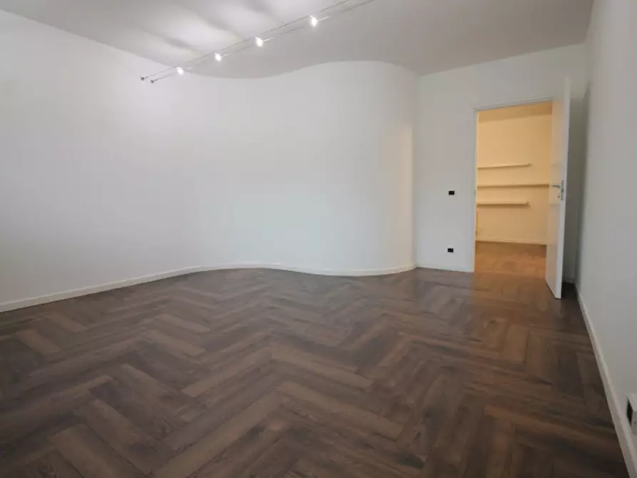 Immagine 10 di Ufficio in affitto  in Viale della Scienza a Vicenza