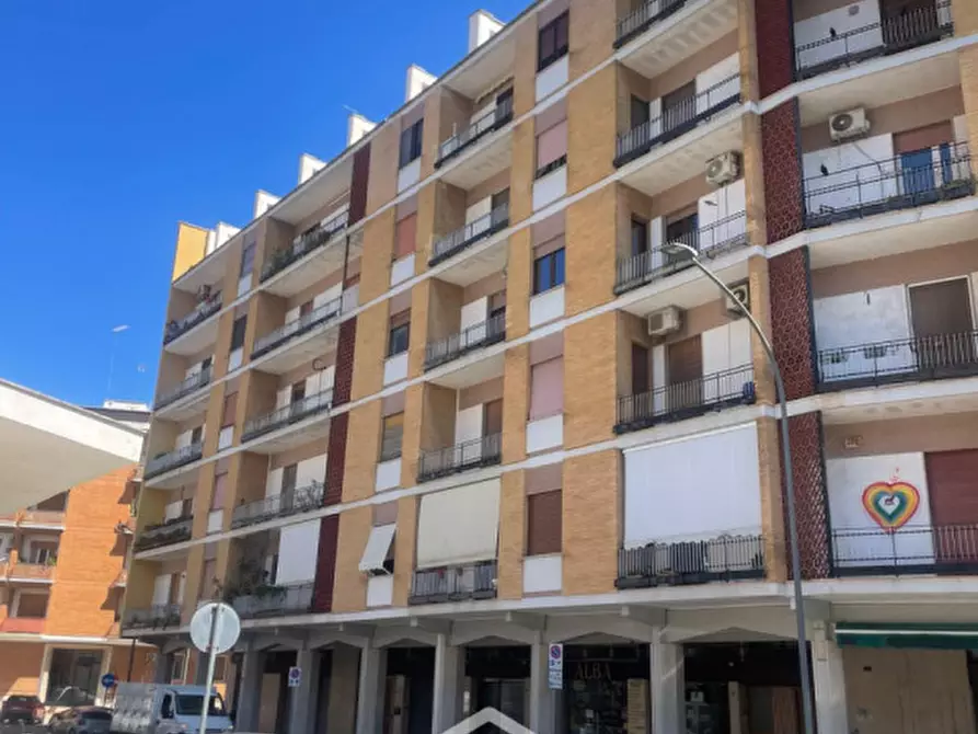 Immagine 1 di Appartamento in vendita  in VIA LIGURIA,16 a Lecce