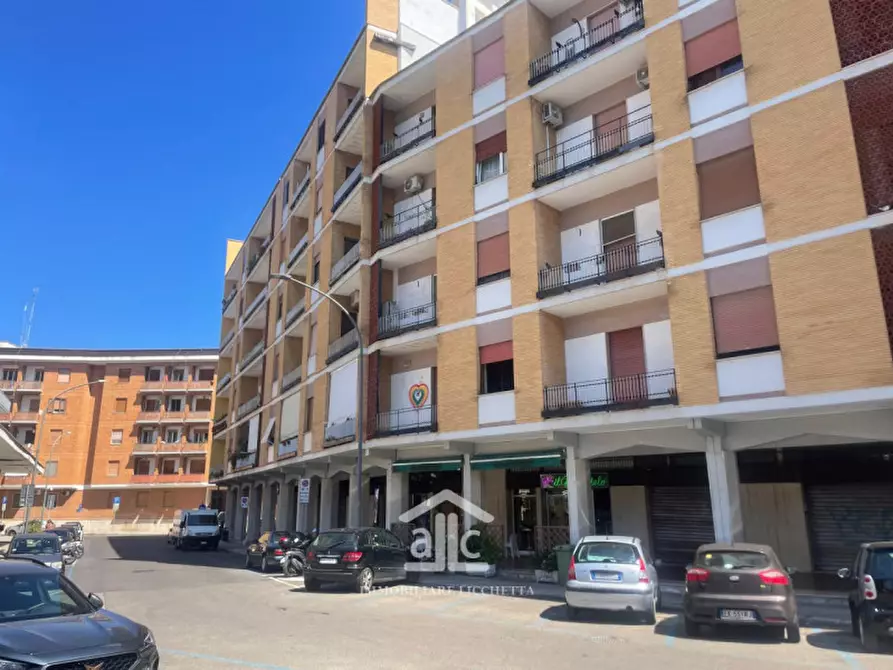 Immagine 2 di Appartamento in vendita  in VIA LIGURIA,16 a Lecce