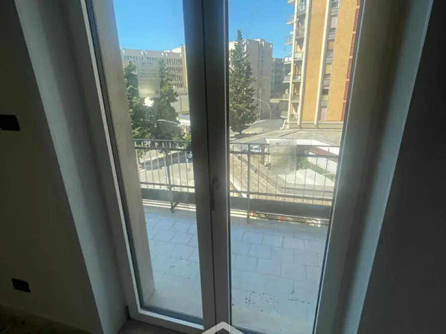 Immagine 13 di Appartamento in vendita  in VIA LIGURIA,16 a Lecce