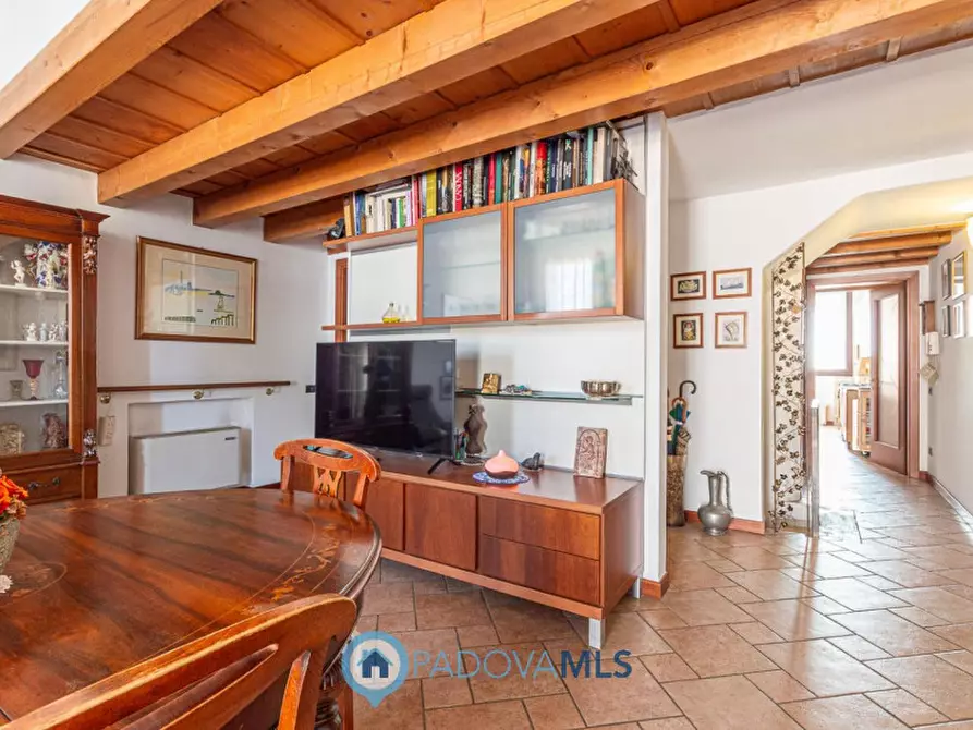 Immagine 5 di Appartamento in vendita  in via Roma 92 a Padova