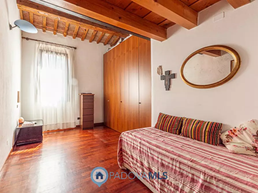 Immagine 10 di Appartamento in vendita  in via Roma 92 a Padova