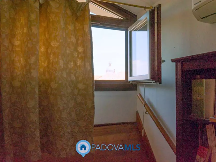 Immagine 17 di Appartamento in vendita  in via Roma 92 a Padova